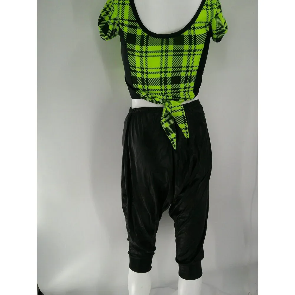 Pre-Owned Dance Costume Curtain Call J4658 Large Child Green 2 pc Hip Hop